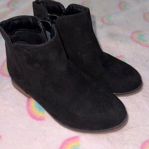 Cat & Jack Black Kids Boots